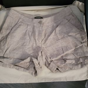 Tommy Bahama shorts. Size 6. NWOT